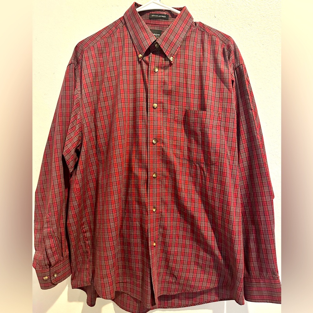 Arrow USA Men’s Plaid Button Down